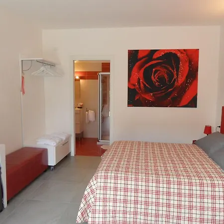 Bed & Breakfast Clivia *